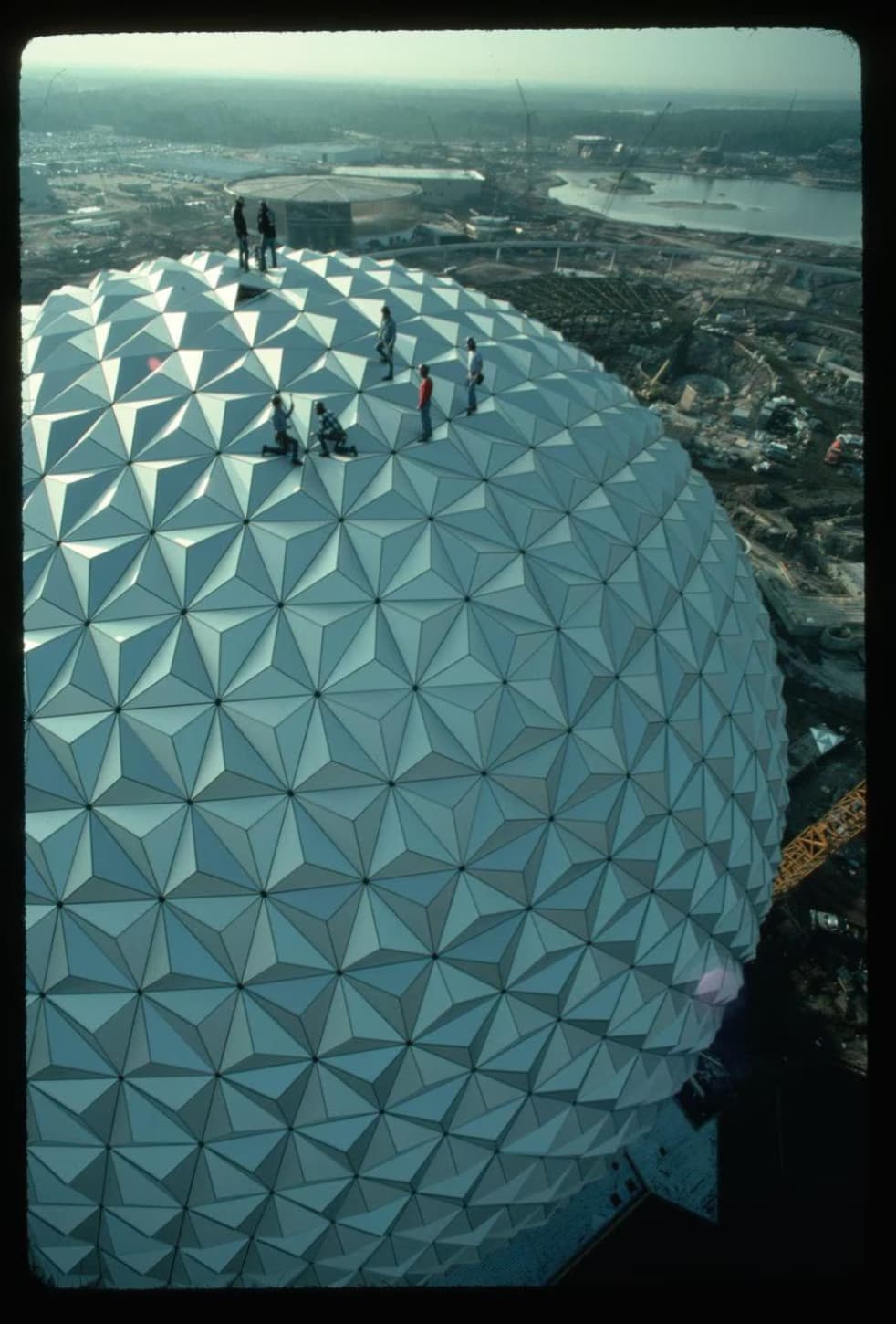 epcot ball construction